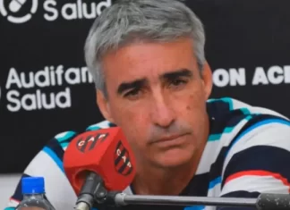 Gabriel Gómez dejó de ser el DT de Patronato.