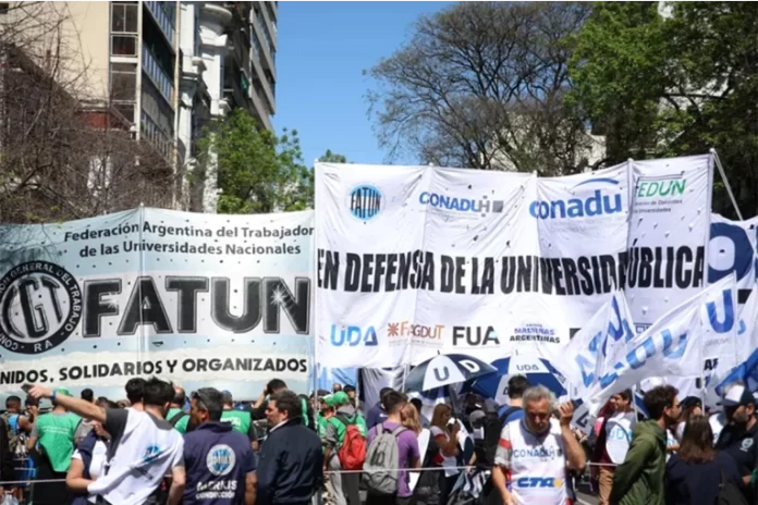 Docentes universitarios llevarán a cabo jornada de protestas