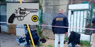 Policías simularon ser compradores y detuvieron a un joven que intentó venderles un arma de fuego en Paraná. Foto: P.E.R.