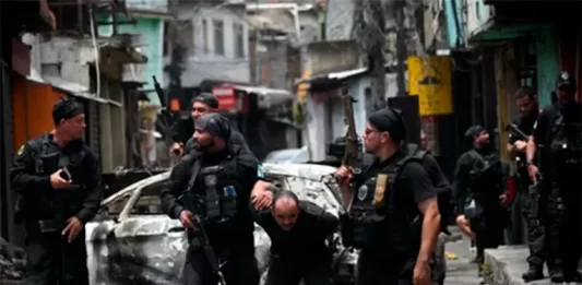 Más de 130 muertos por operativos en favelas de Brasil. Foto: AFP