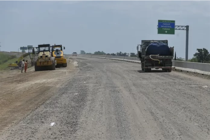 Comenzaron los trabajos para reactivar la obra de la Ruta Nacional 12 en Paraná Comenzaron los trabajos para reactivar la obra de la Ruta Nacional 12 en Paraná