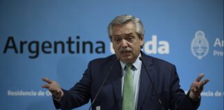 Confirmaron el procesamiento de Alberto Fernández en la causa Seguros. (Foto: AFP/Juan Mabromata).