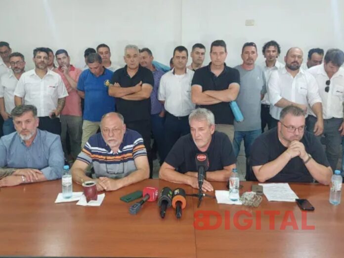 UTA descartó el paro de colectivos en Paraná pero mantiene su reclamo por el traspaso de trabajadores. Foto: AHORA UTA descartó el paro de colectivos en Paraná pero mantiene su reclamo por el traspaso de trabajadores. Foto: AHORA