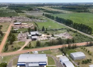 Murió un joven en un trágico accidente laboral en el parque industrial de Chajarí Murió un joven en un trágico accidente laboral en el parque industrial de Chajarí.