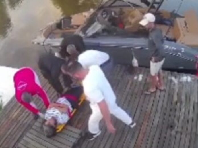 Una mujer recibió un disparo en el pulmón mientras navegaba con su familia en Escobar y está grave: buscan al tirador