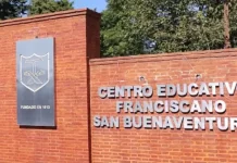 Un alumno atacó a un preceptor con agua hirviendo en una escuela de Córdoba Un alumno atacó a un preceptor con agua hirviendo