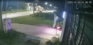 Un conductor embistió a un hombre y escapó
