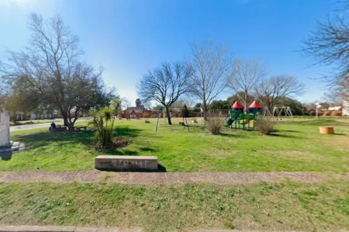 La Plaza Favaloro de Viale