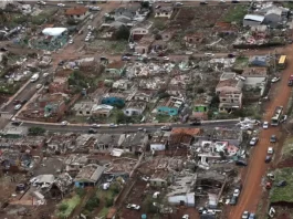Imagen aérea del devastador paso del tornado en el estado de Paraná, al sur de Brasil. Foto: CNN.