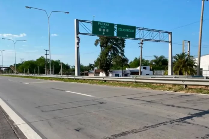 Radar en la ruta nacional 168. Foto: Telefé. Radar en la ruta nacional 168. Foto: Telefé.