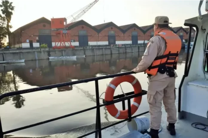 Prefectura de Gualeguaychú realizó el rescate. Foto: R2820.