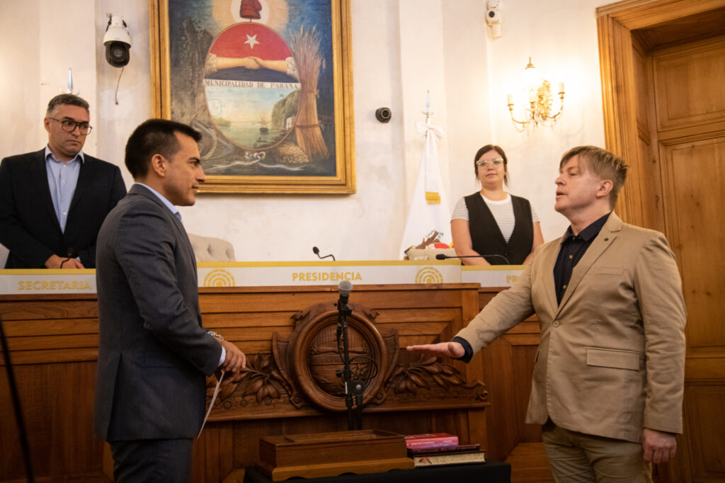 Asumieron los nuevos defensores del pueblo de Paraná. Foto: (MP)
