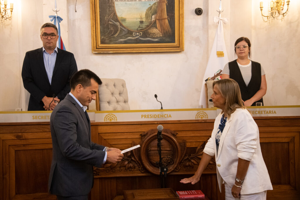 Asumieron los nuevos defensores del pueblo de Paraná. Foto: (MP)