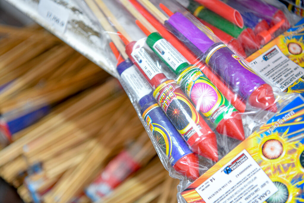 Controles por la venta de pirotecnia