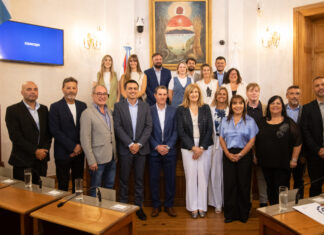 Asumieron los nuevos defensores del pueblo de Paraná. Foto: (MP)