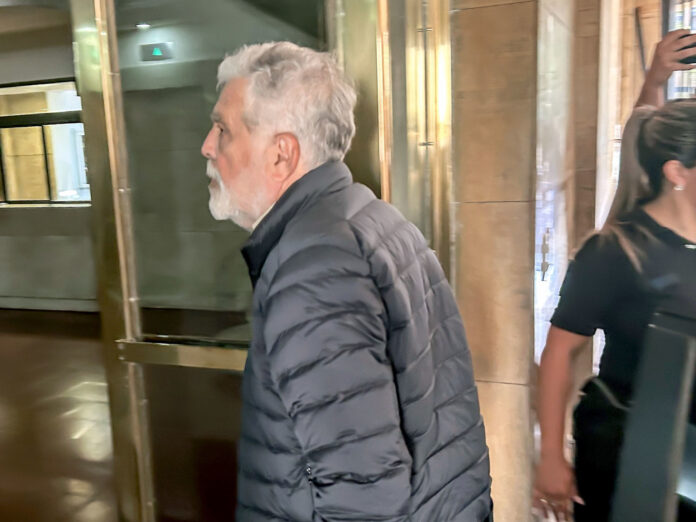 De Vido fue trasladado de la cárcel de Ezeiza para De Vido fue trasladado de la cárcel de Ezeiza para que se determine su estado de salud