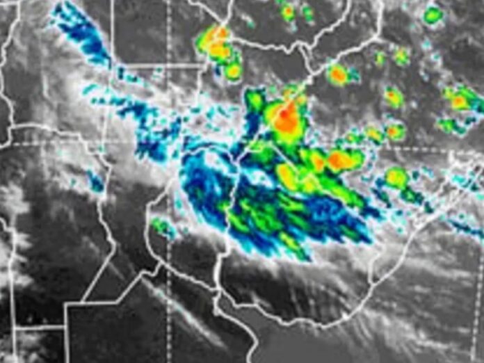 Emiten alerta de corto plazo por tormenta fugaz en Paraná, Diamante y Victoria Emiten alerta de corto plazo por tormenta fugaz en Paraná, Diamante y Victoria