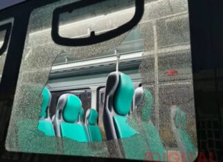 Volvieron a atacar un colectivo urbano nuevo en Paraná Volvieron a atacar un colectivo urbano nuevo en Paraná