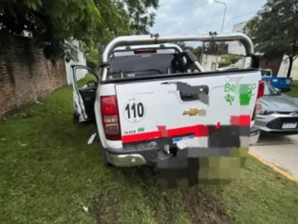 Una camioneta chocó contra una columna y el conductor dio positivo en alcoholemia en Chajarí