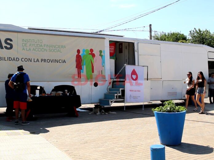 Colecta de sangre realizada en Colonia Avellaneda. Foto: Elochodigital Colecta de sangre realizada en Colonia Avellaneda. Foto: Elochodigital