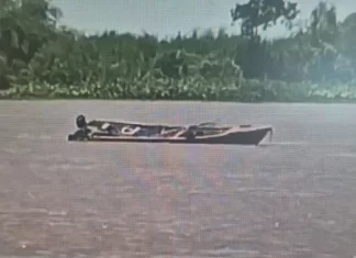 Hallaron una lancha a la deriva con dos hombres acribillados en el río Coronda