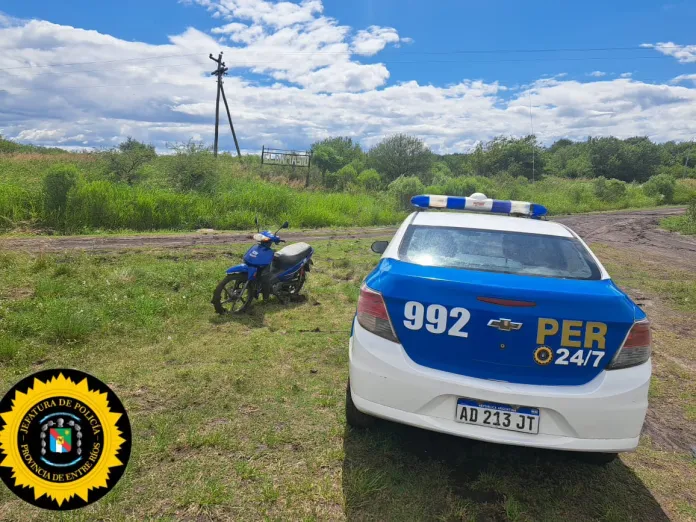 Robó una moto, la abandonó y escapó entre el monte. Foto: (PER)
