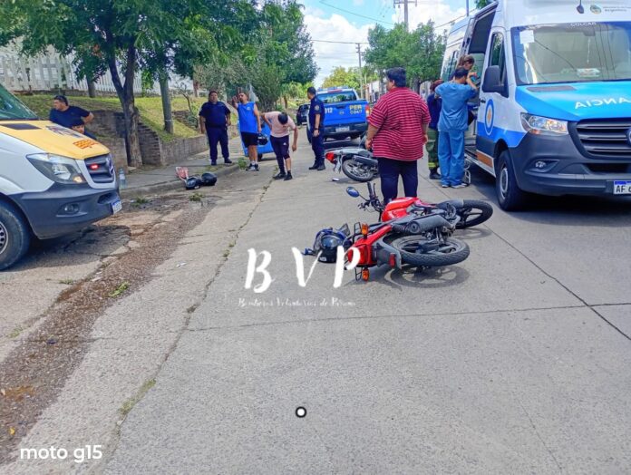Dos motociclistas lesionados tras un accidente en Paraná. Foto: (BVP)