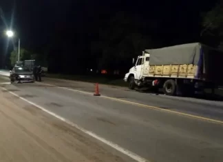 Robo, choque y captura en Nogoyá: robó un auto, lo estrelló y terminó bebiendo en un bar Robo, choque y captura en Nogoyá