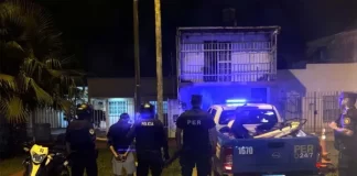 Joven intentó evadir un control policial en Concordia, realizó maniobras peligrosas en moto y terminó detenido