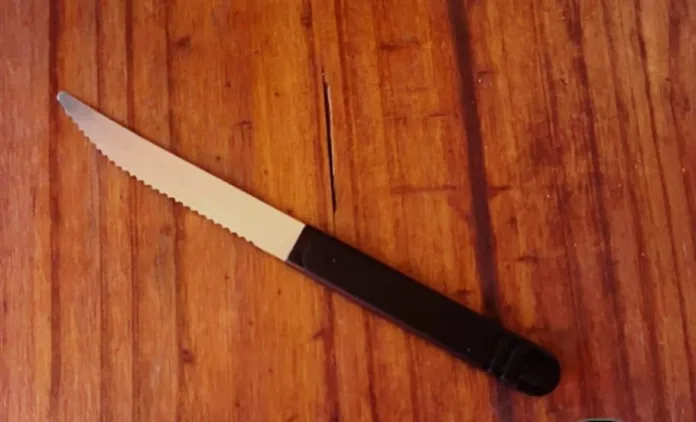 Amenazó a su expareja con un cuchillo
