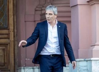 El Gobierno enfrenta vencimientos de deuda por más de US$4.200 millones en la primera semana de 2026 Luis Caputo, ministro de Economía