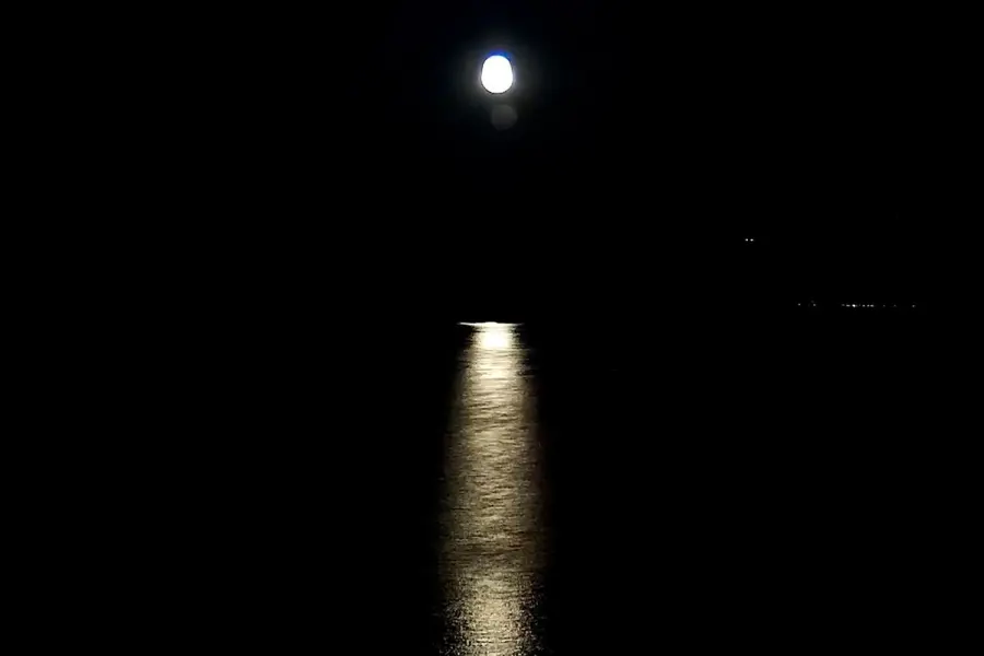 La Superluna en el cielo de Paraná.