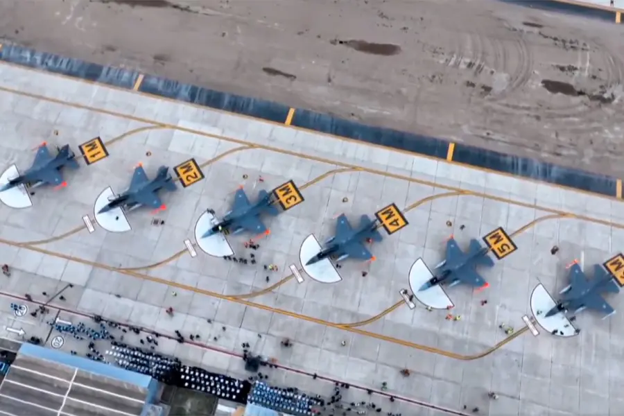 Los aviones F-16 llegaron a la Argentina