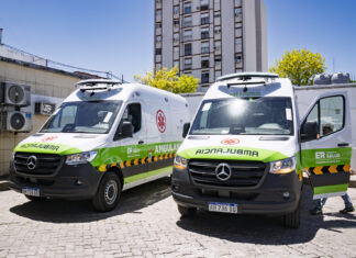 Hospitales de Paraná recibieron ambulancias de alta complejidad entregadas por la Provincia Hospitales de Paraná recibieron ambulancias. Foto: (GER)