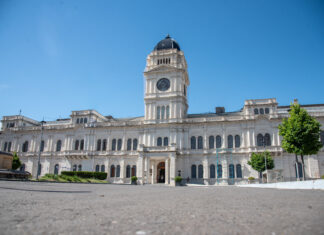 Entre Ríos reorganiza el Ministerio de Economía y crea una Secretaría de Asuntos Estratégicos Casa de Gobierno
