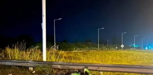 Un joven murió tras chocar contra el guardarraíl en el acceso a Federación