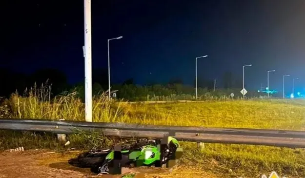 Un joven murió tras chocar contra el guardarraíl en el acceso a Federación