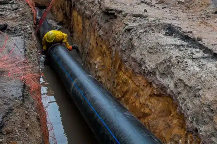 Siguen los trabajos en la red de agua potable de Paraná