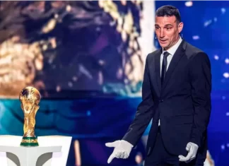 Lionel Scaloni, encargado de llevar la Copa al sorteo
