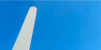 El vuelo rasante de los F16 sobre el Obelisco de Buenos Aires