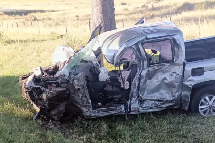 Así quedó la camioneta que manejaba el entrerriano. Foto: Diario El Sol.