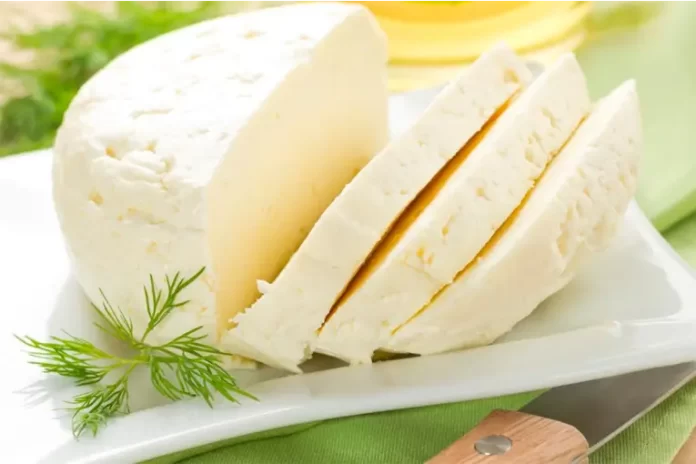 Alertaron por una bacteria en queso de una de las marcas más conocidas: riesgos para la salud Alertaron por una bacteria en queso de una de las marcas más conocidas: riesgos para la salud