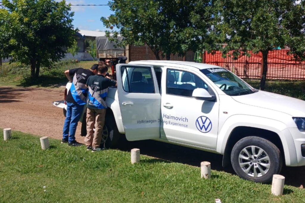 Alumnos de la EET Nº 3 adaptaron una silla de ruedas motorizada para el Instituto Igualar