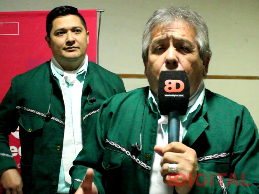 Miguel Figueroa y su conjunto. Foto: Elochodigital