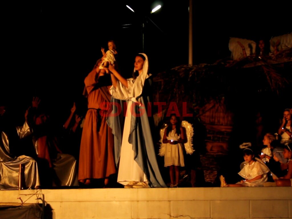 San Benito celebró la Noche Navideña en la Plaza del barrio San Pedro. Foto: Elochodigital