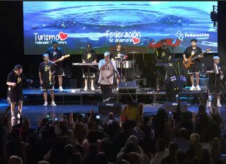 Con una noche a pura cumbia comenzó la 42° Fiesta Nacional del Lago en Federación 42° Fiesta Nacional del Lago