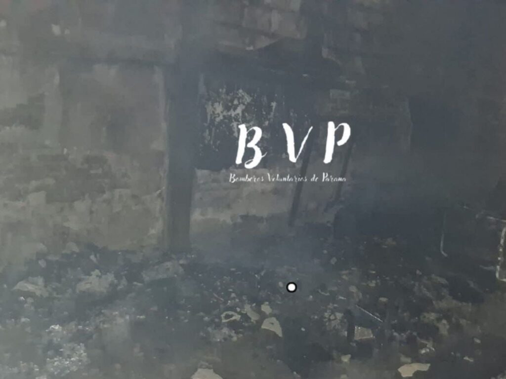 Incendio en una vivienda de Paraná. Foto: (BVP)