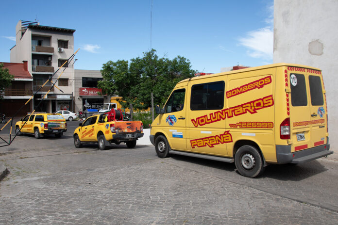 Bomberos Voluntarios de Paraná