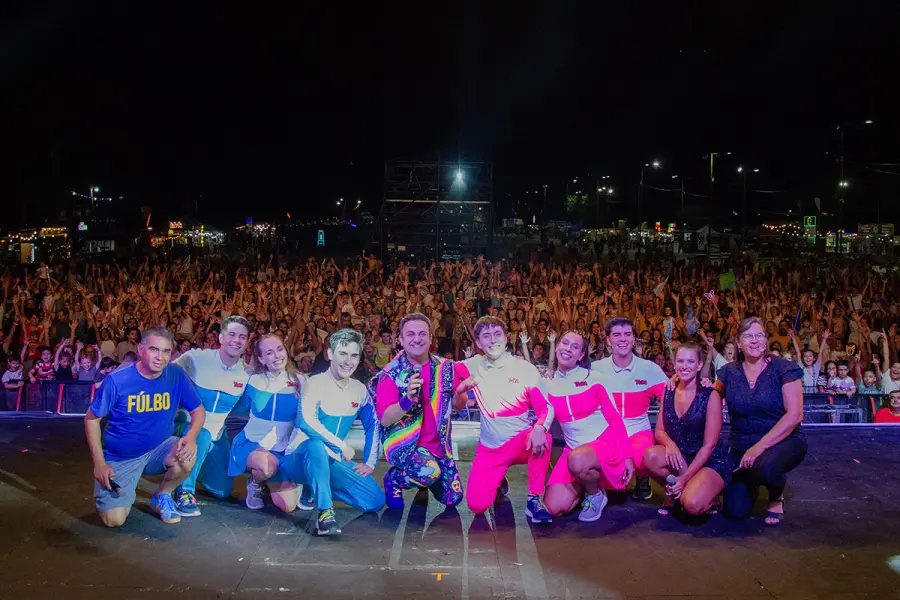 Foto: (Fiesta de la Playa).