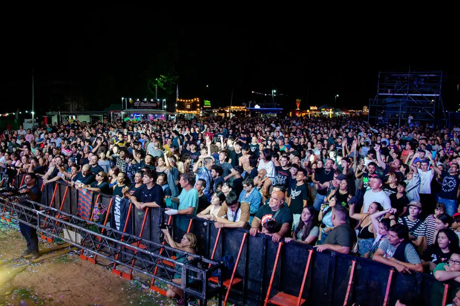 Foto: (Fiesta de la Playa).